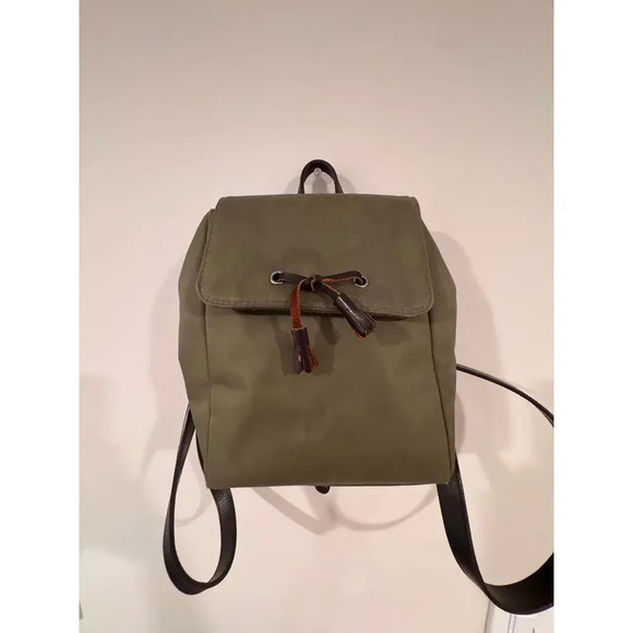 Vintage Ralph Lauren Green Nylon Women’s Backpack Leather Handles - Picture 1 of 13